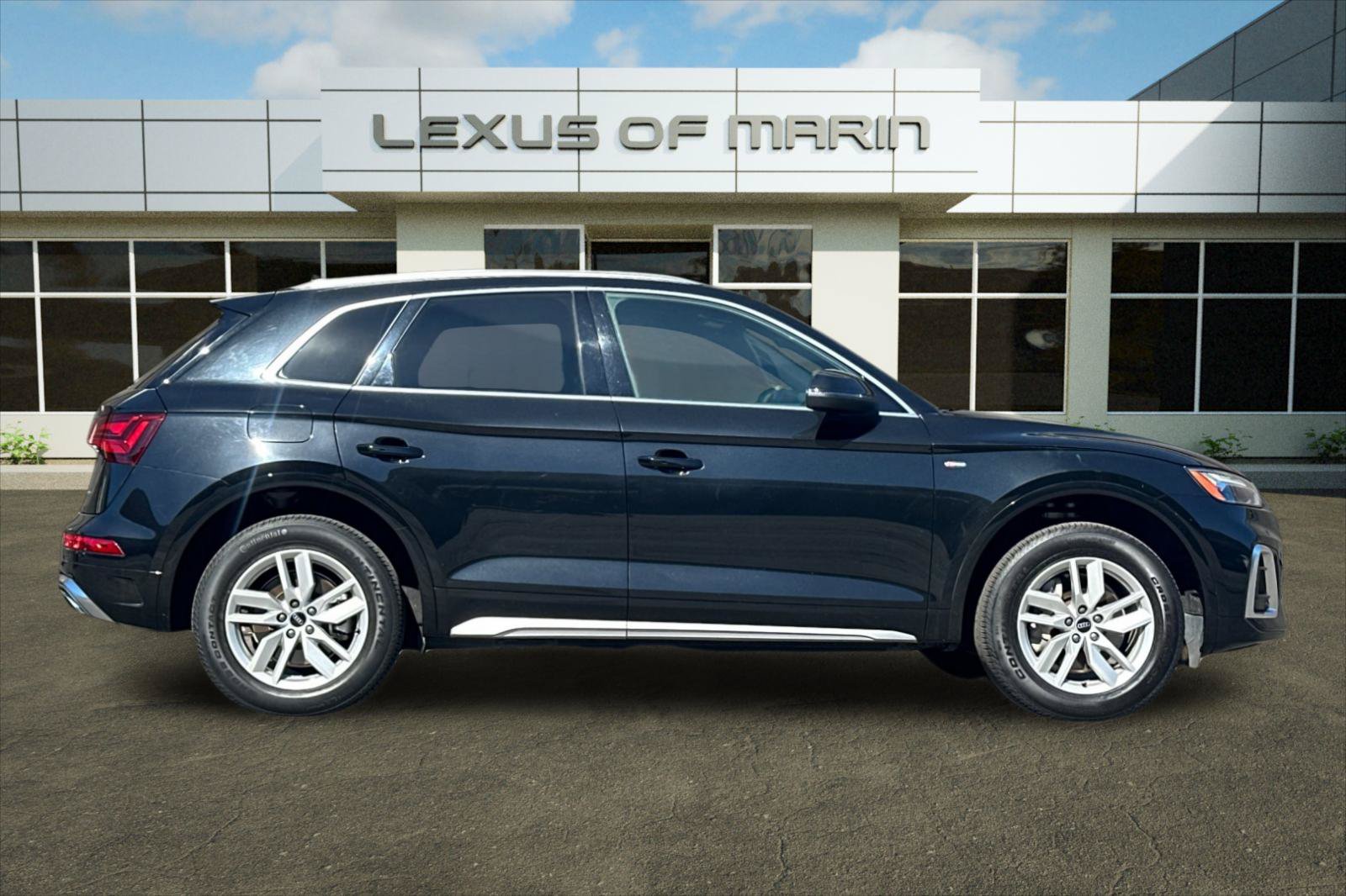 Used 2023 Audi Q5 2.0T Premium w/ Convenience Package AWD/4WD image 8