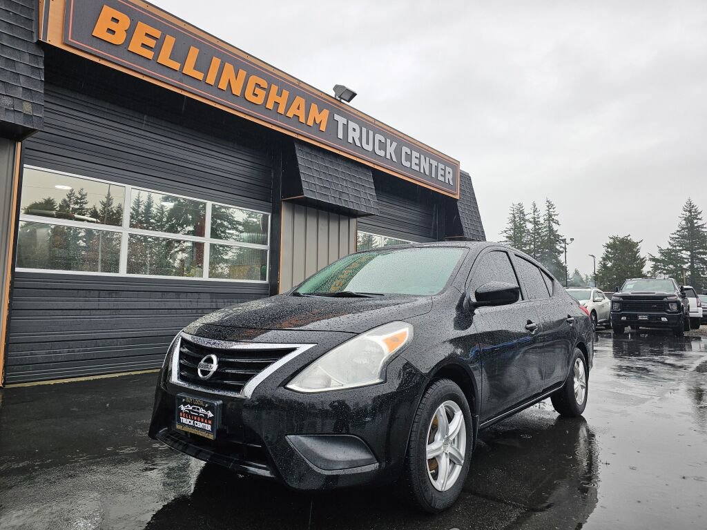 Used 2016 Nissan Versa S image 1