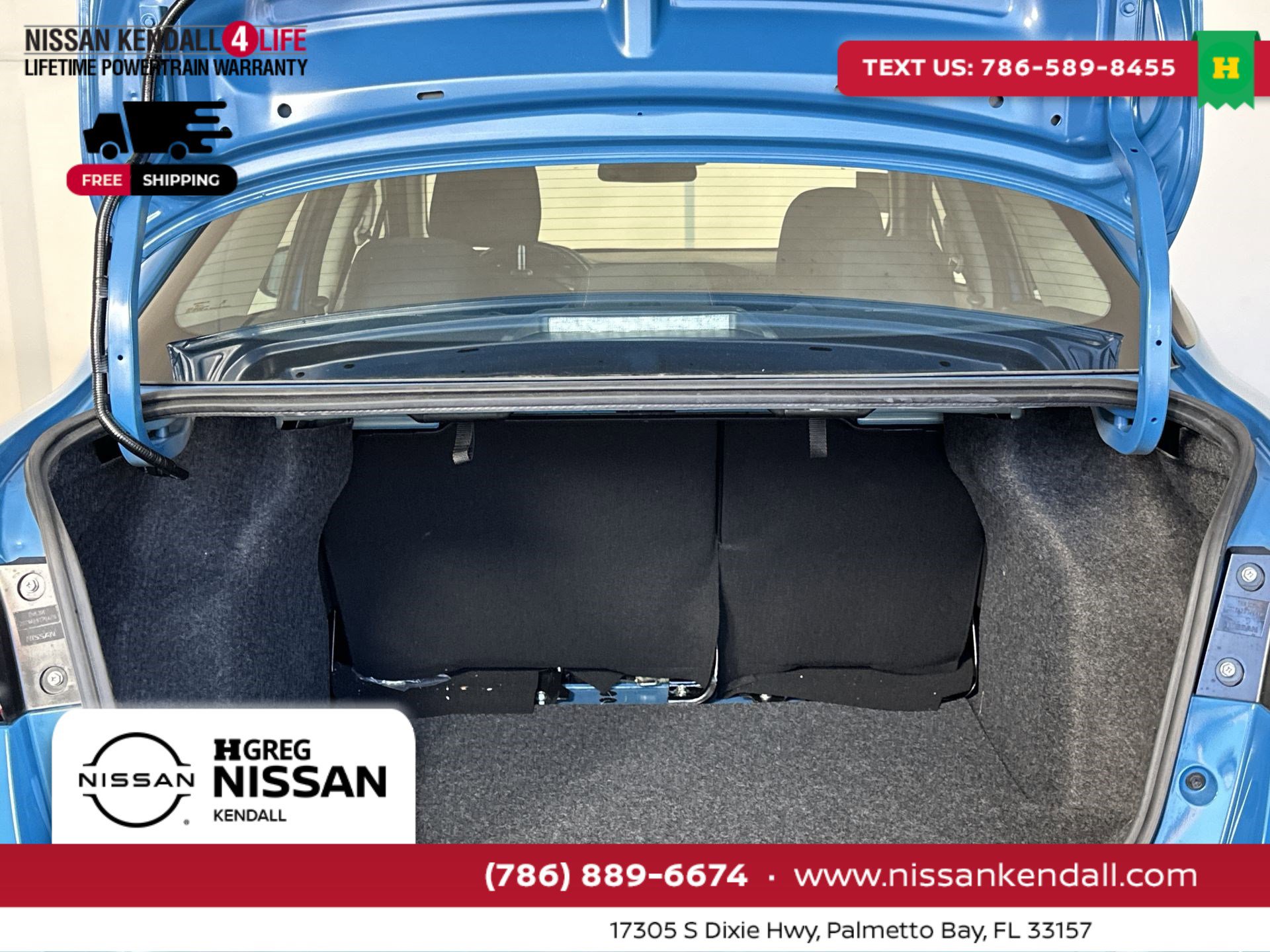Certified 2025 Nissan Versa SR w/ Trunk Package image 28