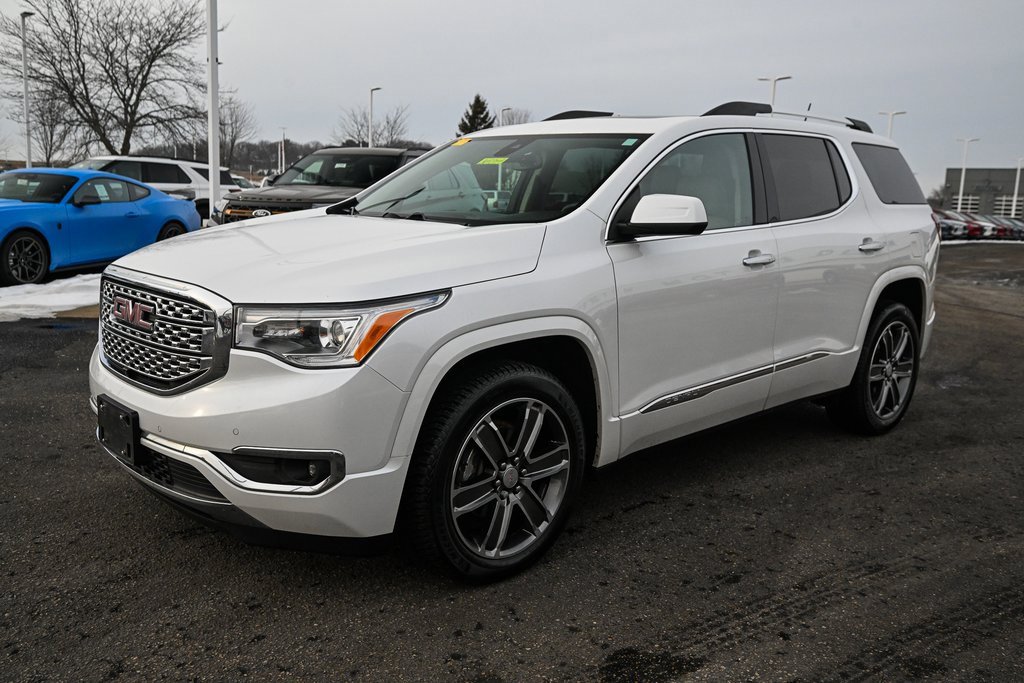 Used 2017 GMC Acadia Denali w/ Technology Package image 9