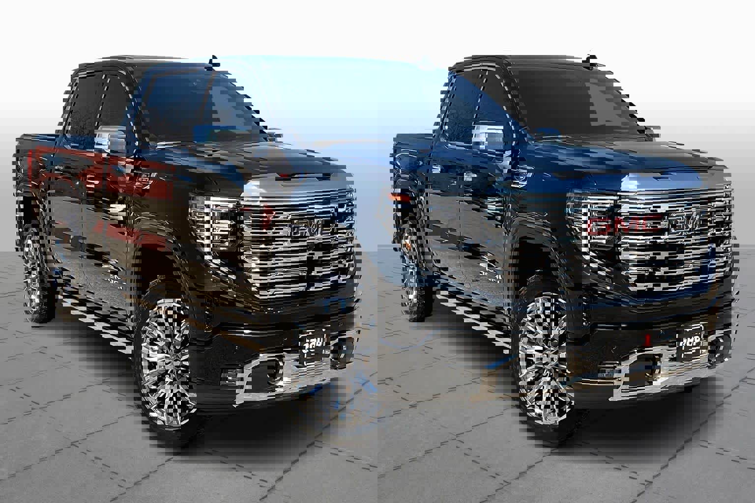 Used 2025 GMC Sierra 1500 Denali w/ Denali Reserve Package image 3