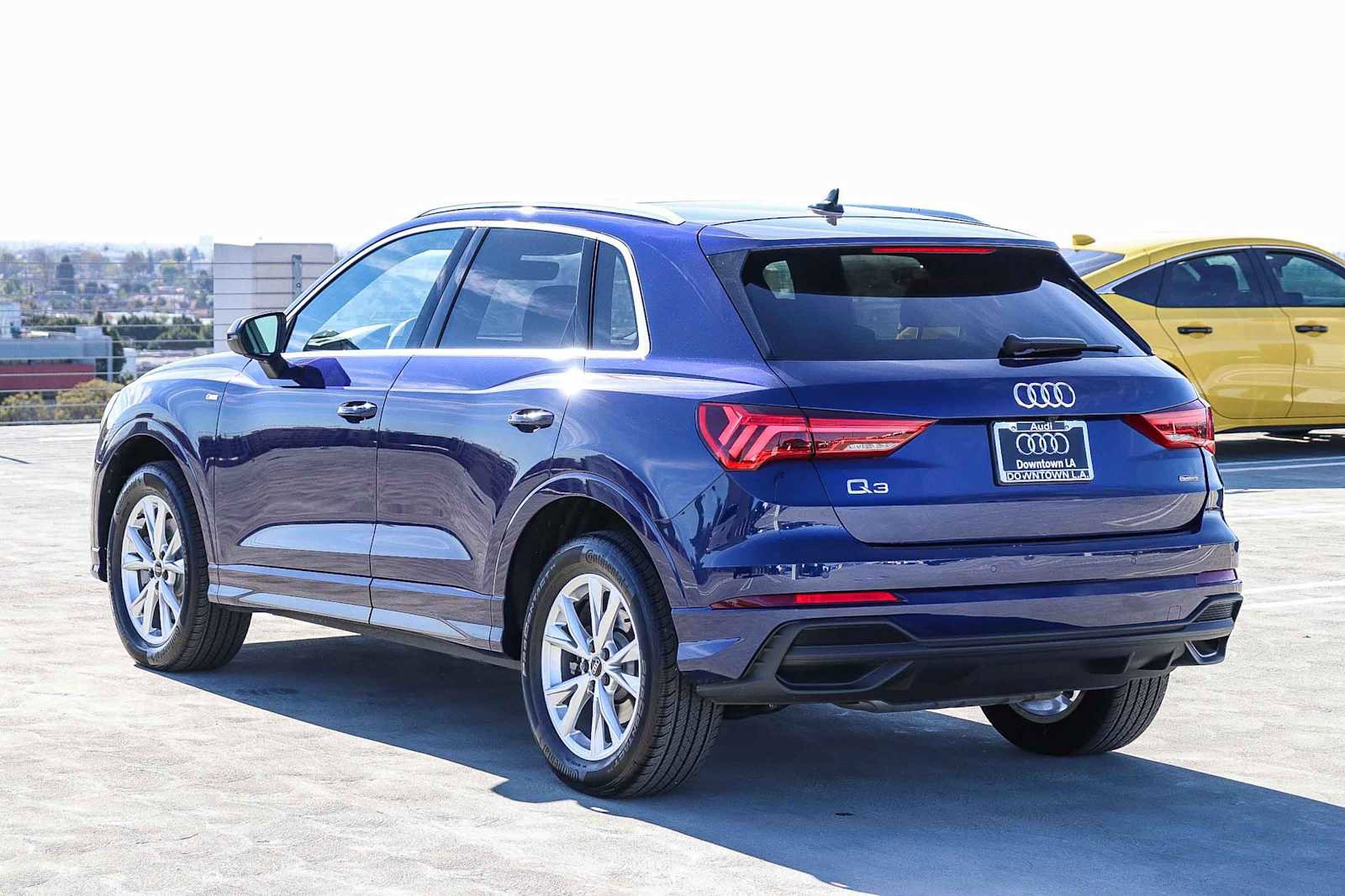 Used 2025 Audi Q3 2.0T Premium w/ Convenience Package image 6