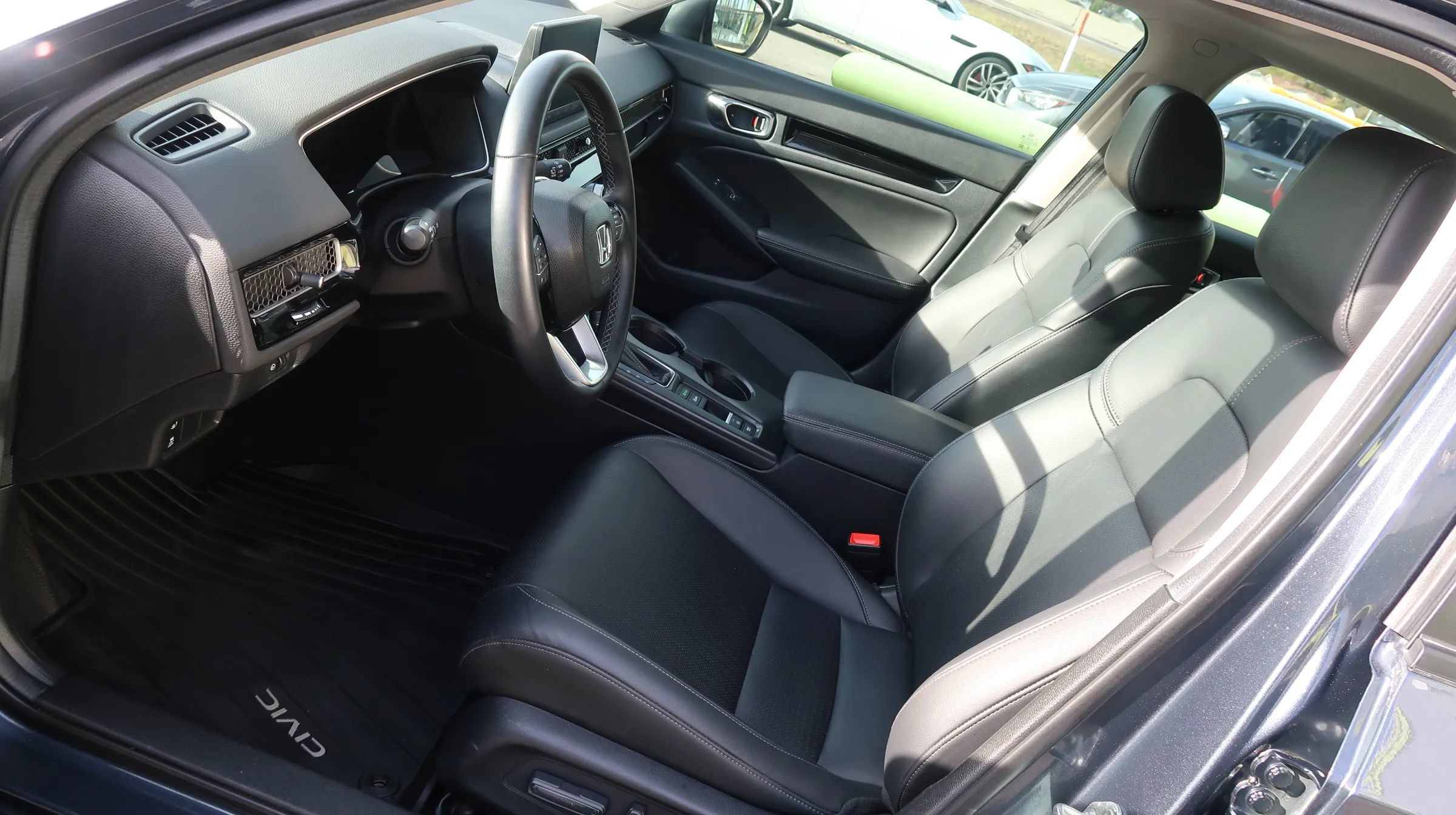 Used 2024 Honda Civic EX-L image 15