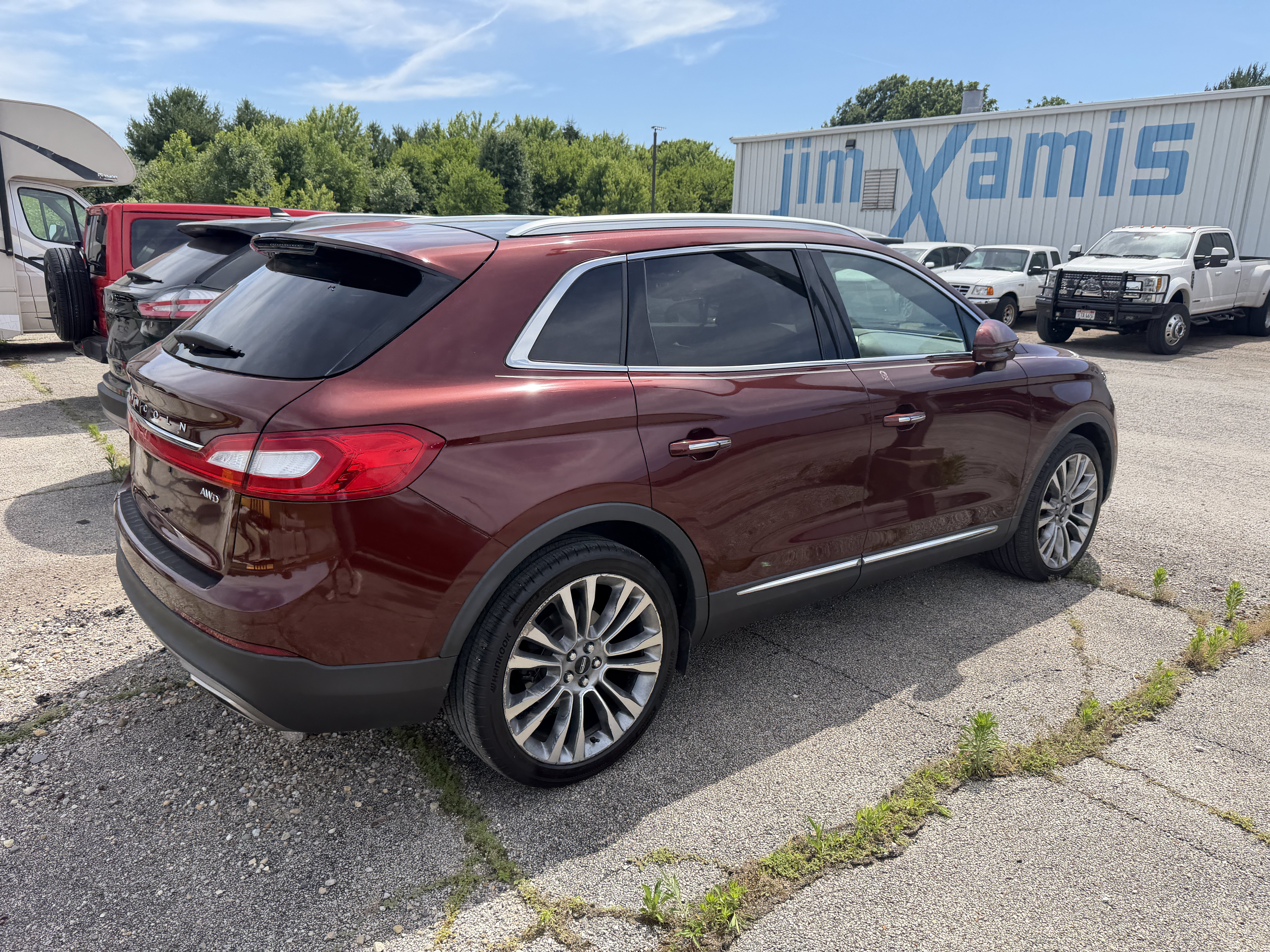 Used 2016 Lincoln MKX Reserve w/ Cargo Accessories Package AWD/4WD image 7