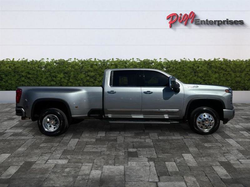 Used 2024 Chevrolet Silverado 3500 High Country image 7