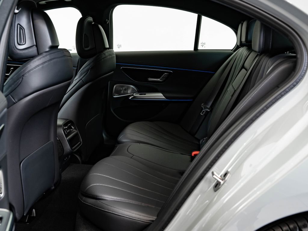 New 2026 Mercedes-Benz E 350 4MATIC Sedan image 43