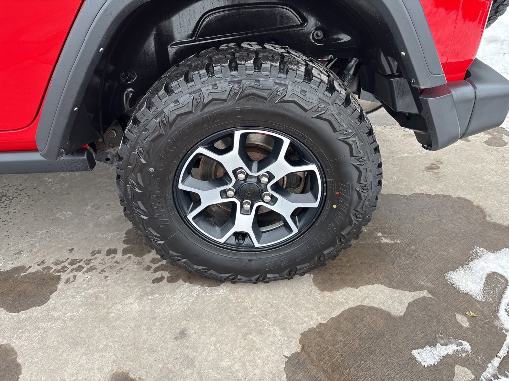 Used 2021 Jeep Wrangler Unlimited Rubicon w/ Cold Weather Group image 13