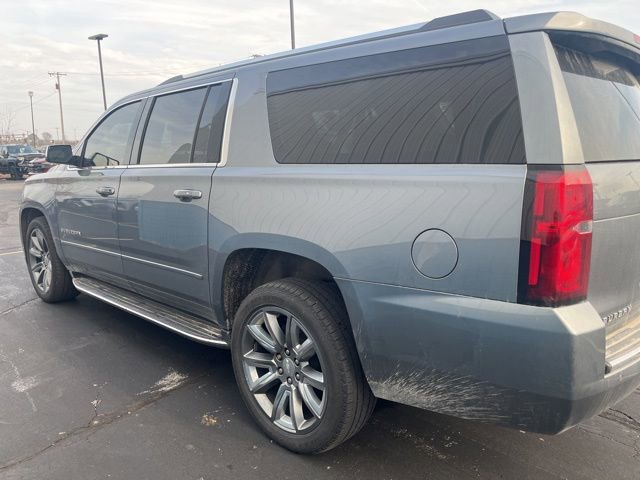 Used 2020 Chevrolet Suburban Premier image 3