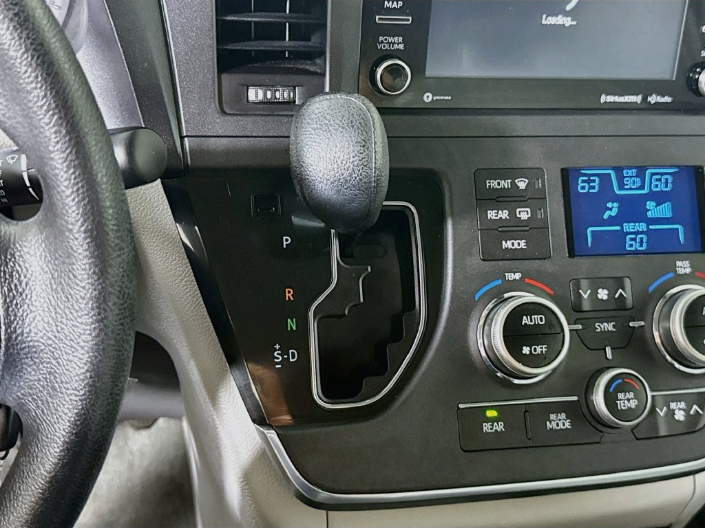 Certified 2019 Toyota Sienna LE AWD/4WD image 10