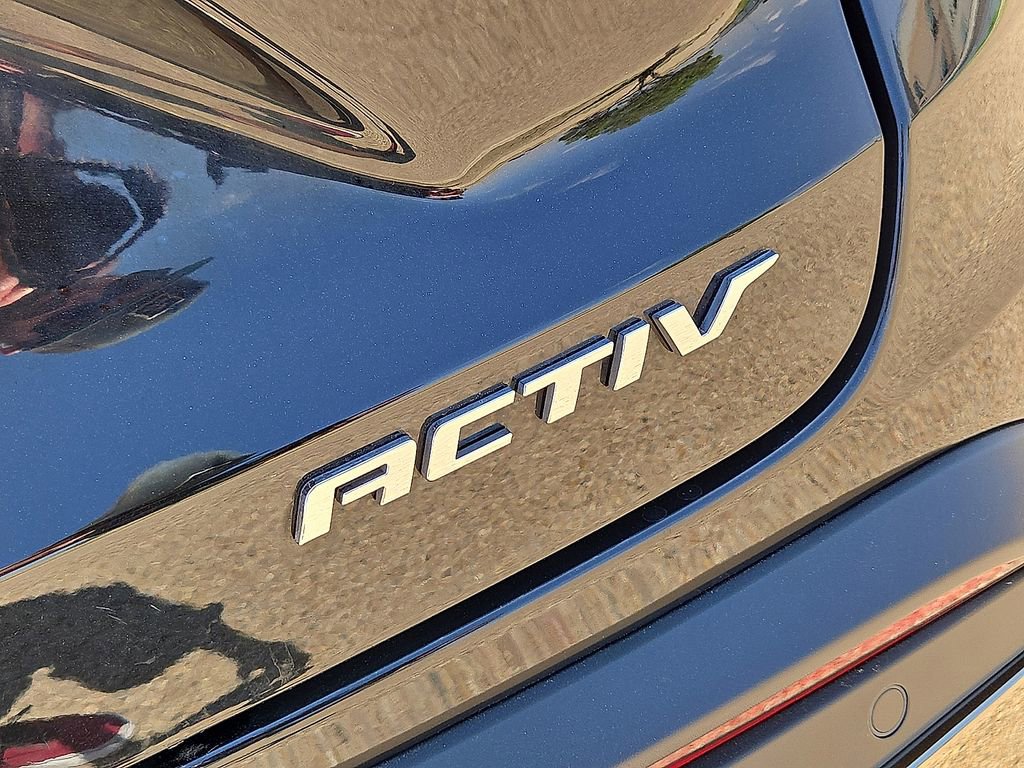 Used 2025 Chevrolet Trax ACTIV w/ Driver Confidence Package image 12