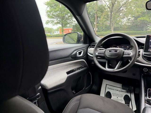 Used 2023 Jeep Compass Sport AWD/4WD image 37