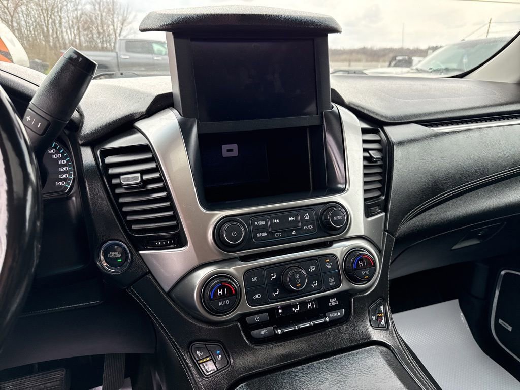 Used 2018 Chevrolet Suburban Premier AWD/4WD image 41