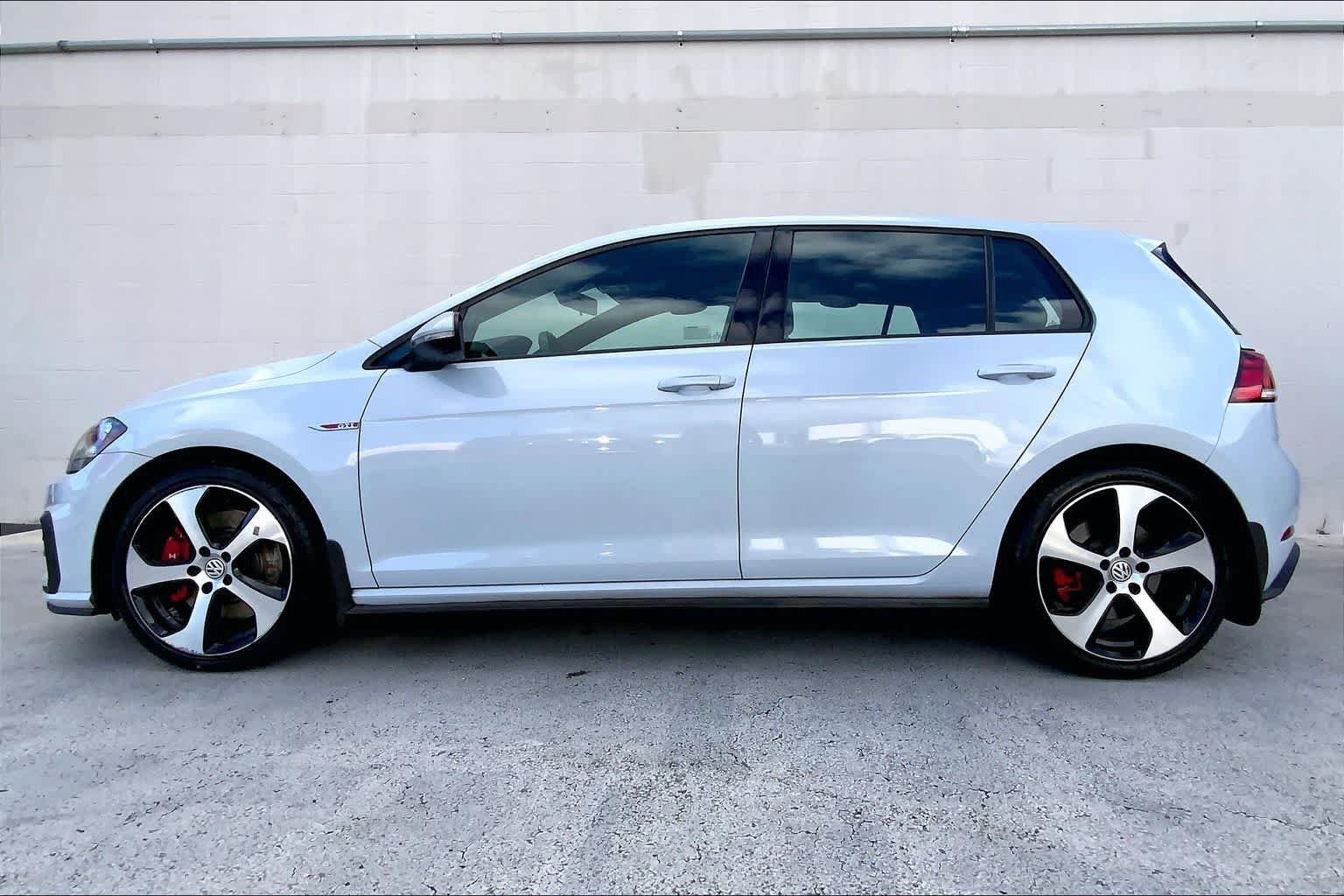 Used 2019 Volkswagen GTI S FWD image 3