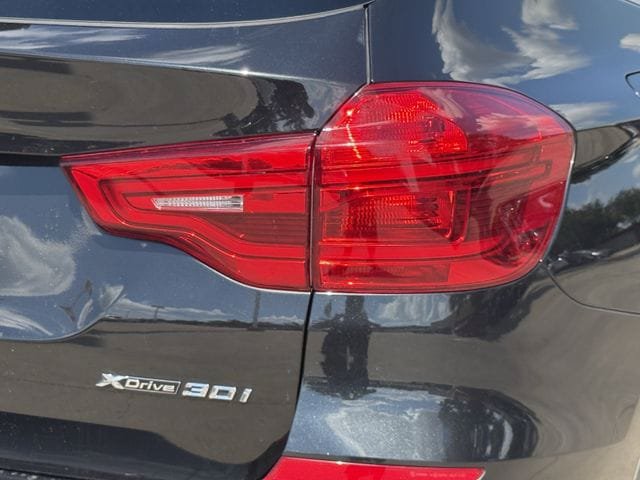 Used 2018 BMW X3 xDrive30i AWD/4WD image 7