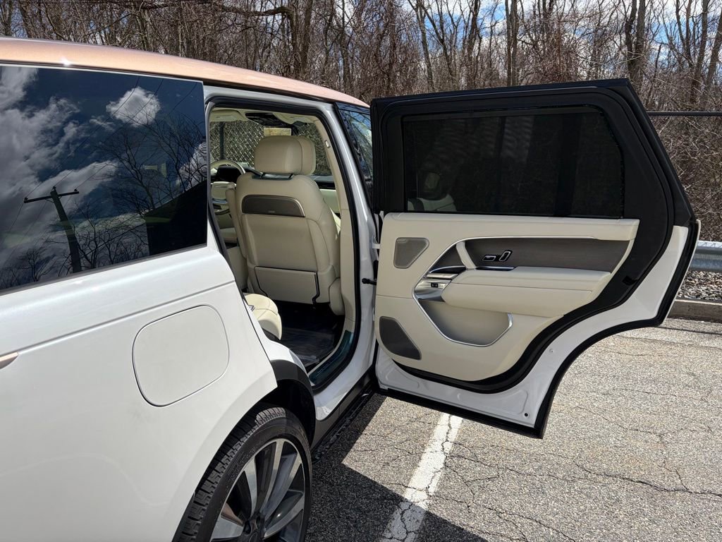 New 2026 Land Rover Range Rover SV image 16