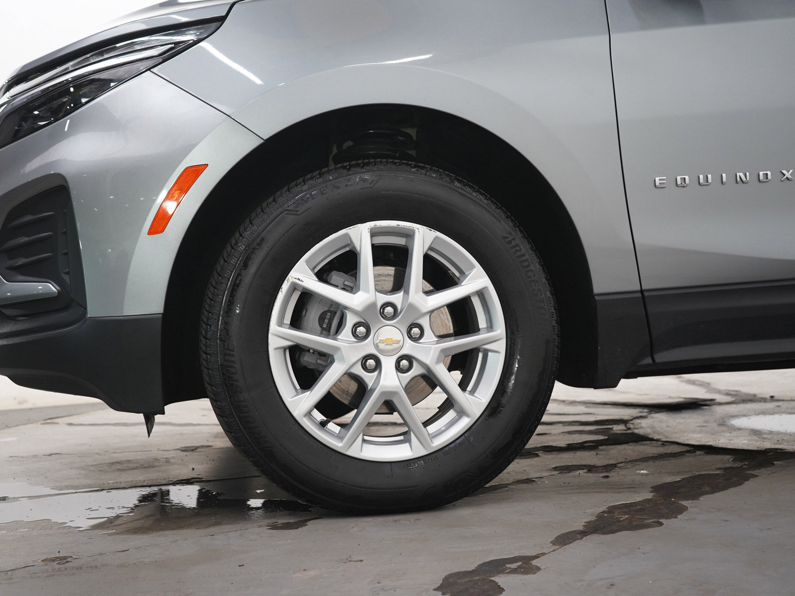 Used 2024 Chevrolet Equinox LS w/ LS Convenience Package AWD/4WD image 30