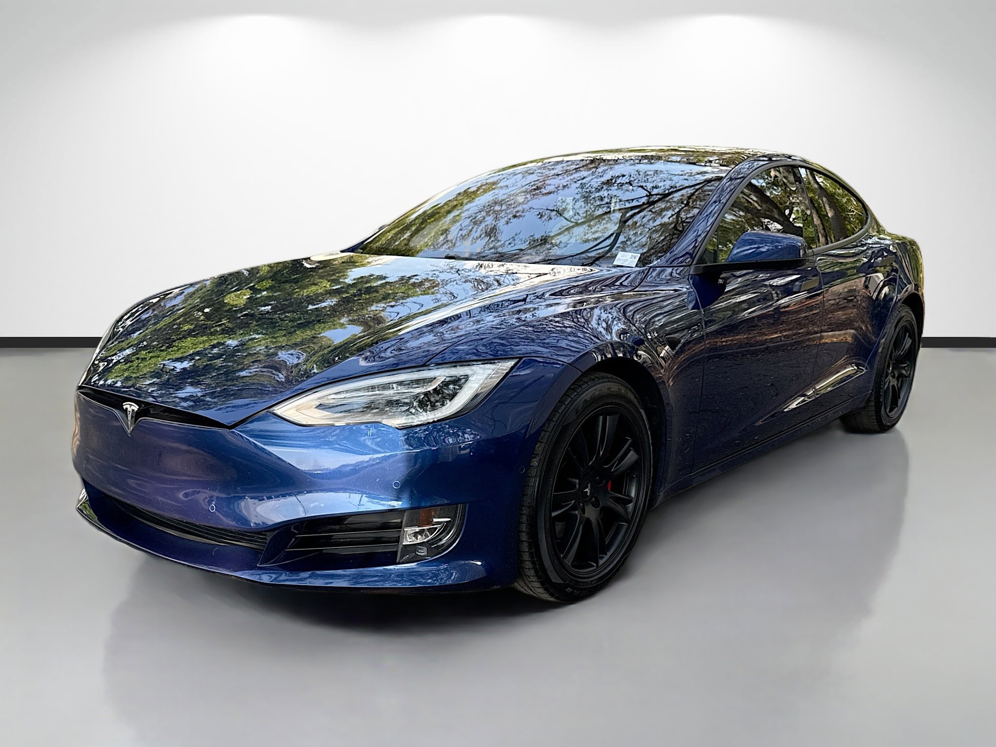 Used 2021 Tesla Model S Performance image 7