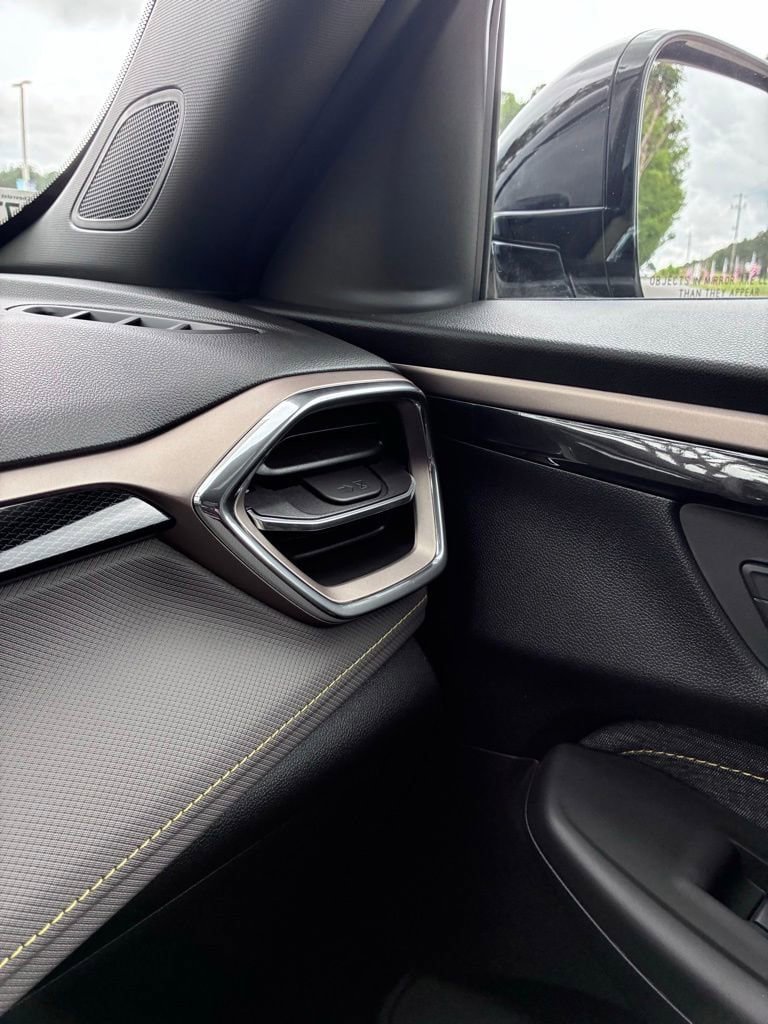 New 2026 Chevrolet TrailBlazer ACTIV w/ Driver Confidence Package FWD image 32