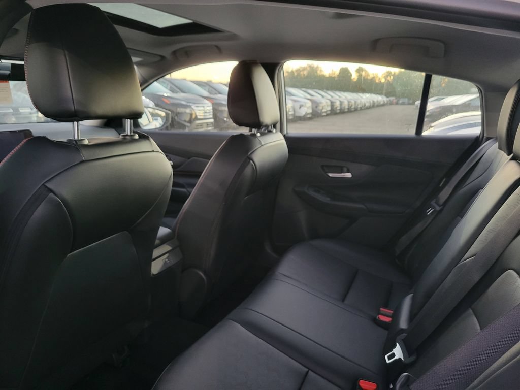 New 2026 Nissan Sentra SR w/ SR Premium Package FWD image 5
