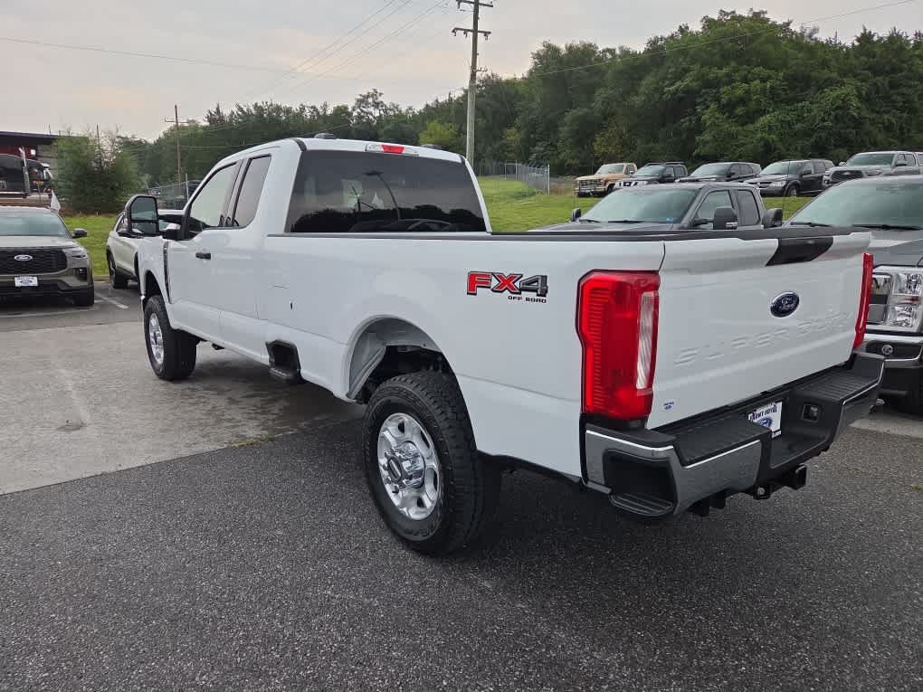 New 2026 Ford F350 XLT AWD/4WD image 15