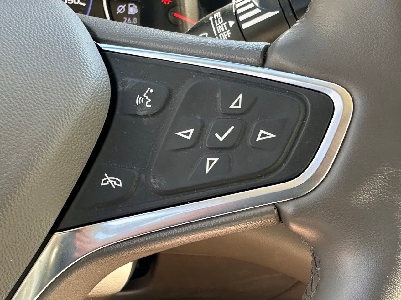 Used 2024 Chevrolet Malibu LT image 28