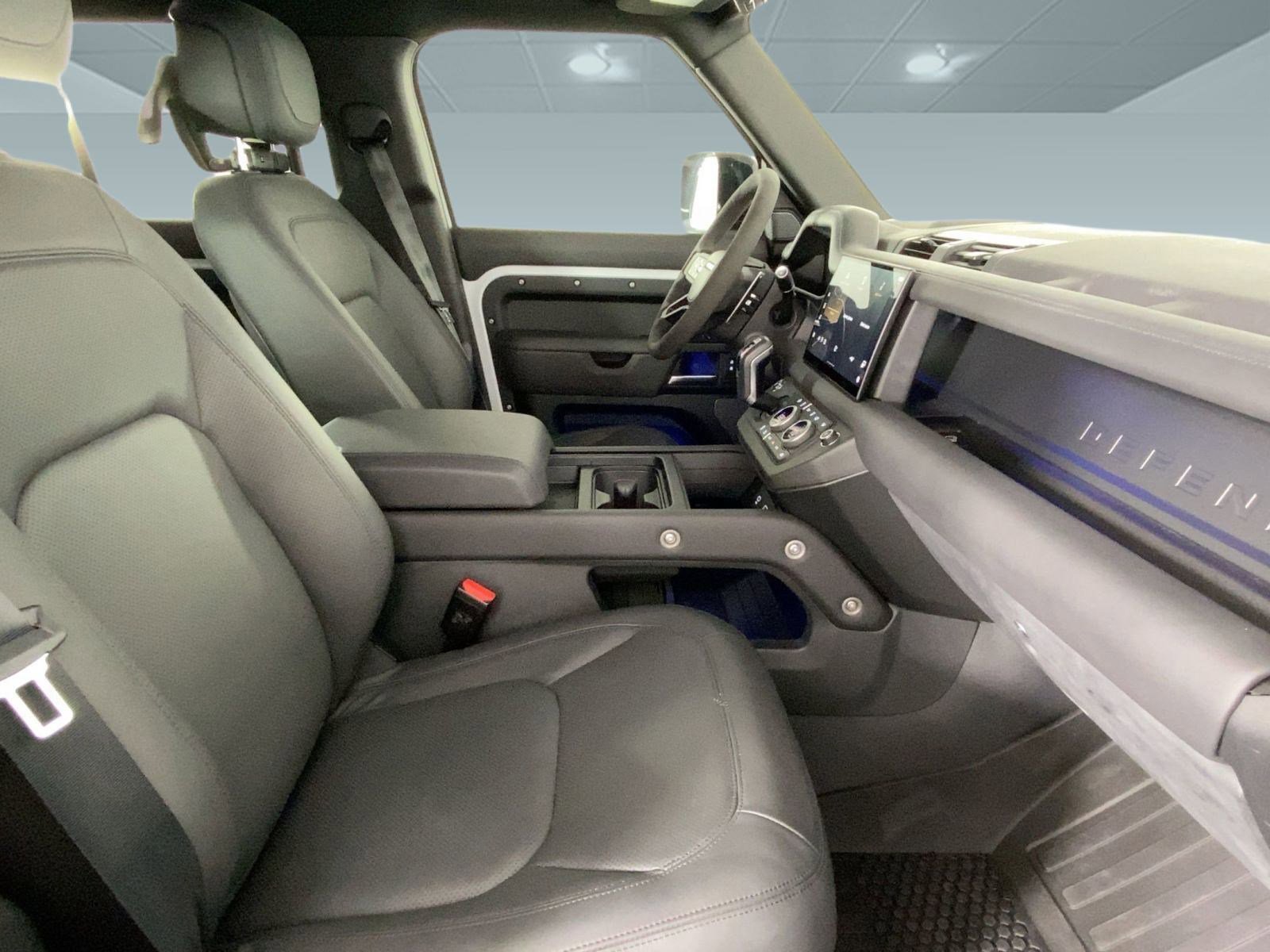 Used 2023 Land Rover Defender 110 V8 image 26