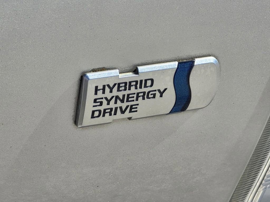 Used 2013 Toyota Prius V Five FWD image 30