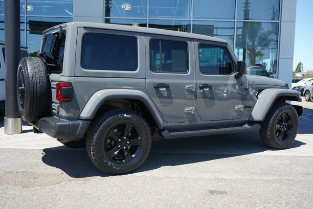 Used 2020 Jeep Wrangler Unlimited Sahara AWD/4WD image 10