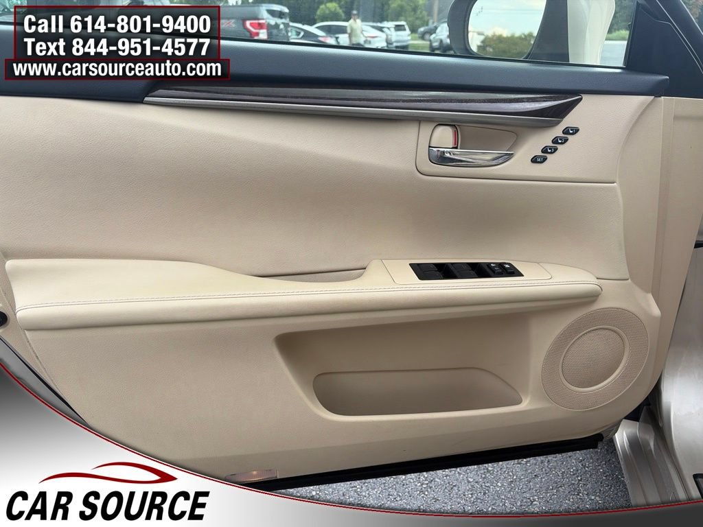 Used 2015 Lexus ES 350 w/ Premium Package FWD image 16