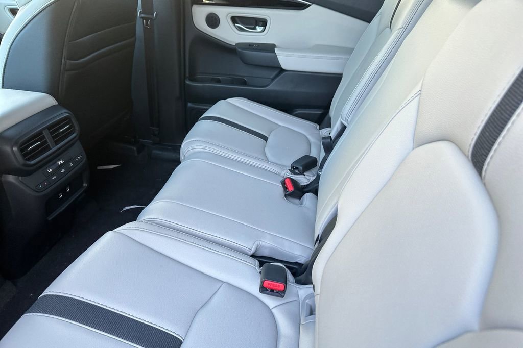 New 2026 Honda Pilot EX-L image 13
