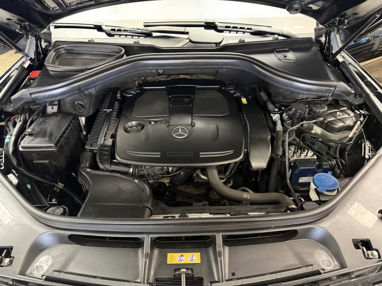 Used 2013 Mercedes-Benz ML 350 ML 350 4MATIC AWD 4dr SUV image 29