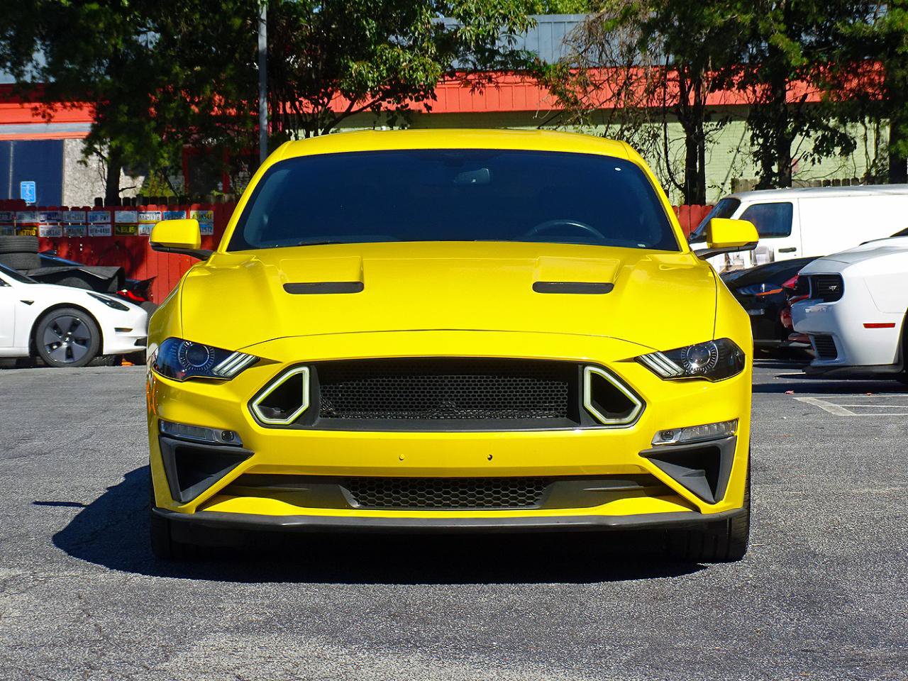 Used 2018 Ford Mustang GT Premium RWD image 7