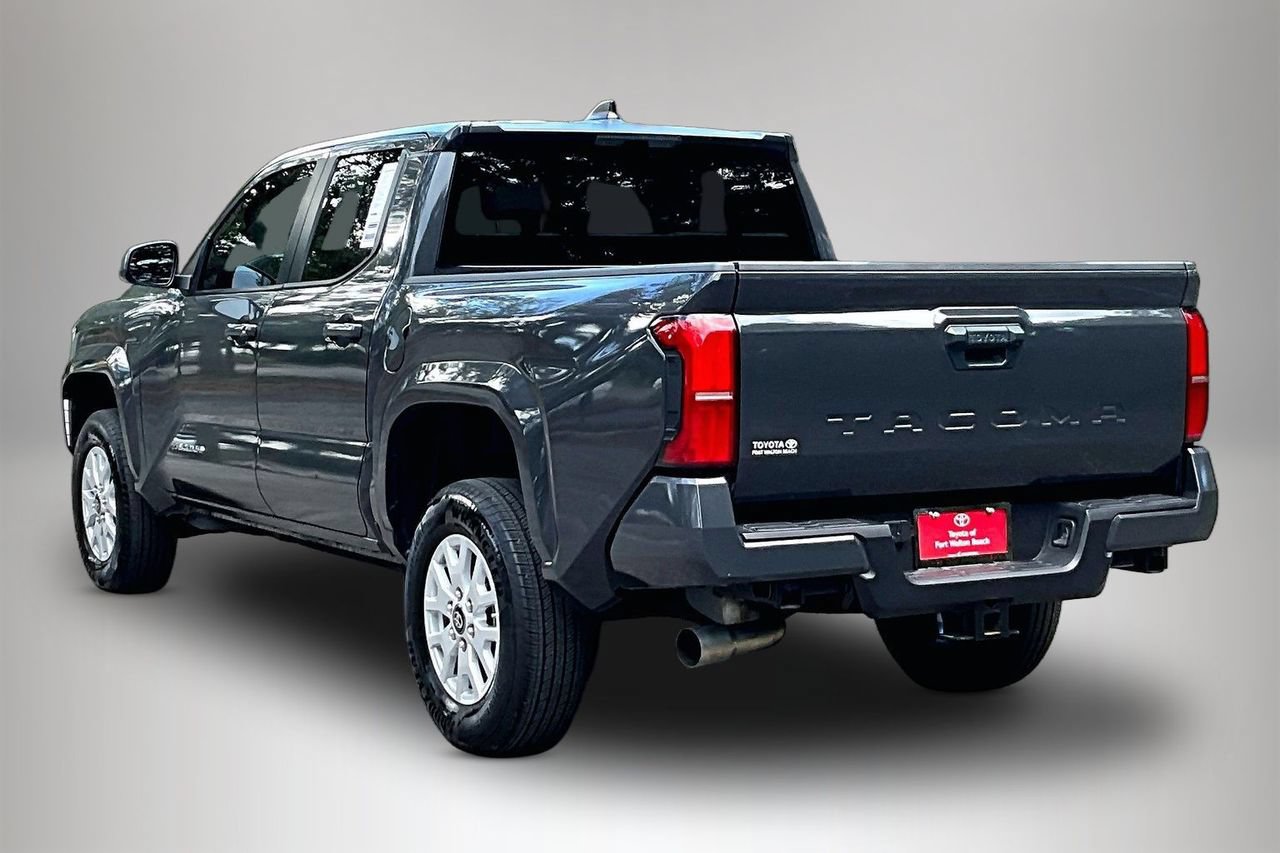 Used 2025 Toyota Tacoma SR5 RWD image 4