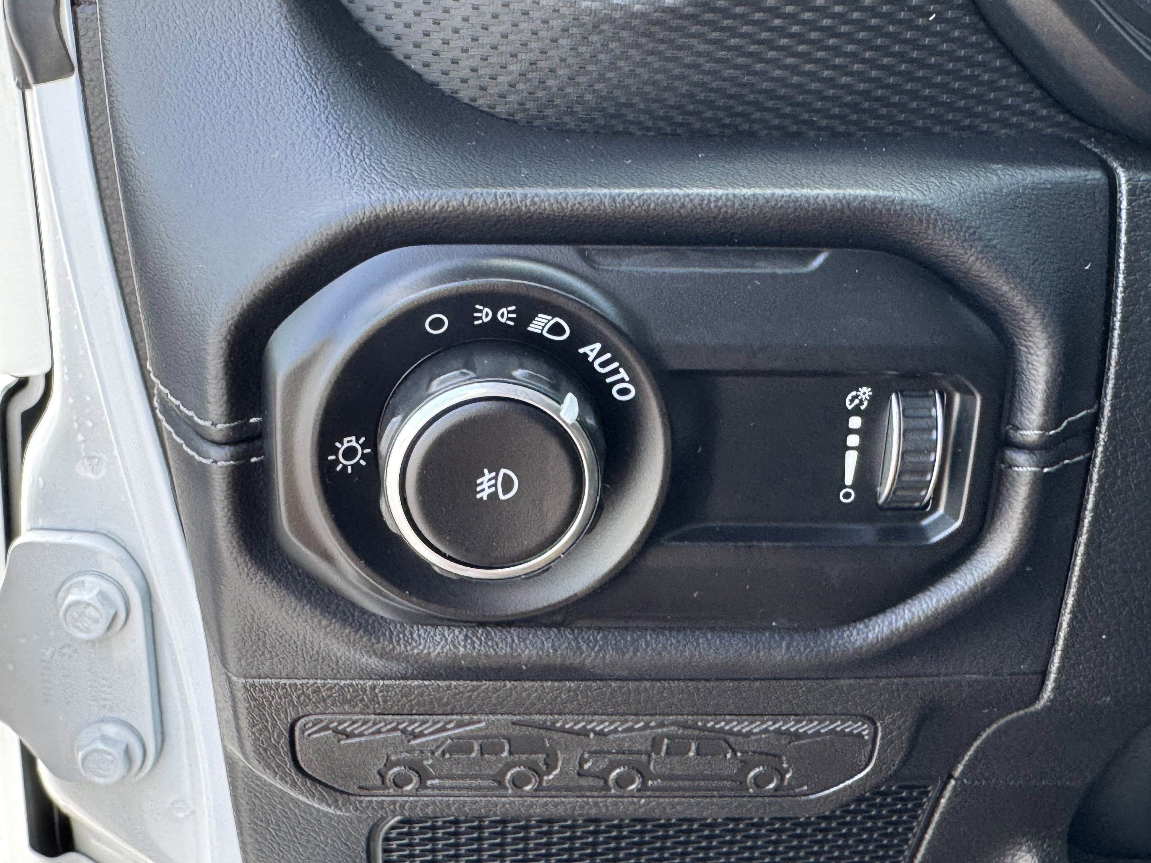 Used 2025 Jeep Wrangler Unlimited Rubicon image 25