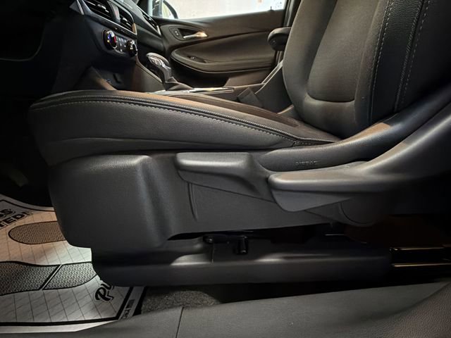 Certified 2024 Buick Encore GX Preferred FWD image 12