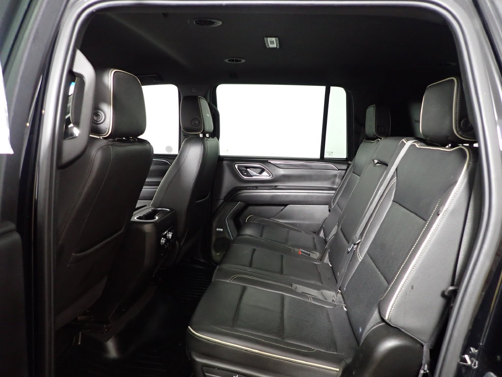 Used 2021 GMC Yukon XL SLT AWD/4WD image 35