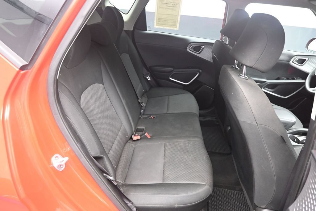 Used 2020 Kia Soul LX FWD image 24