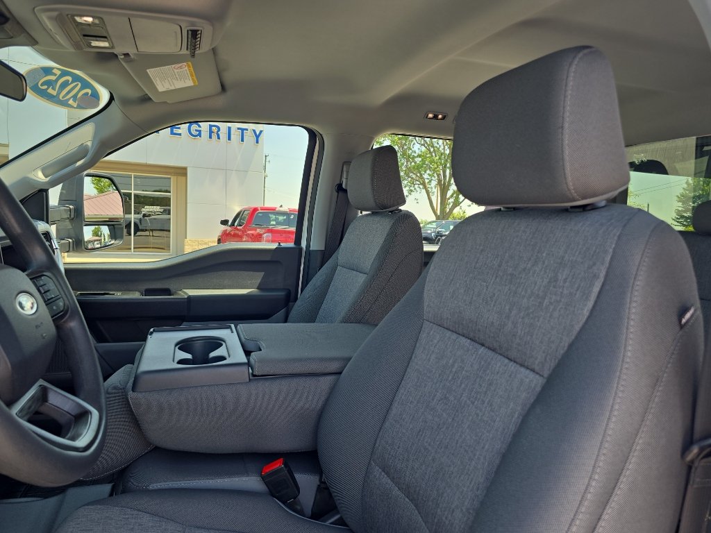 Used 2025 Ford F250 XL AWD/4WD image 17