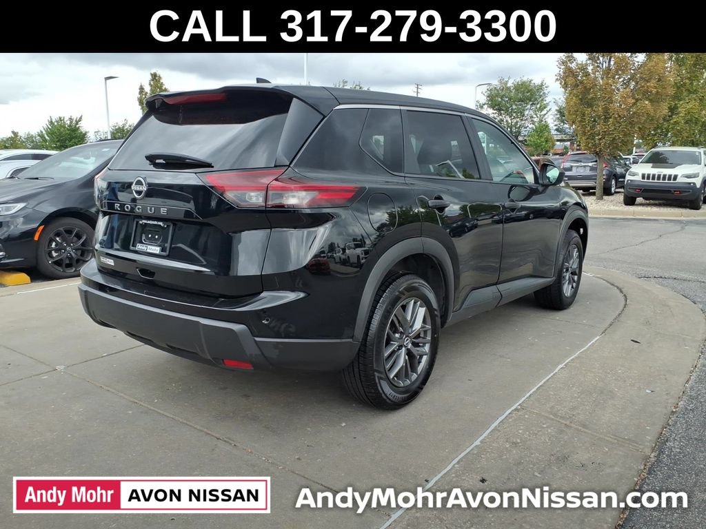Used 2024 Nissan Rogue S FWD image 8