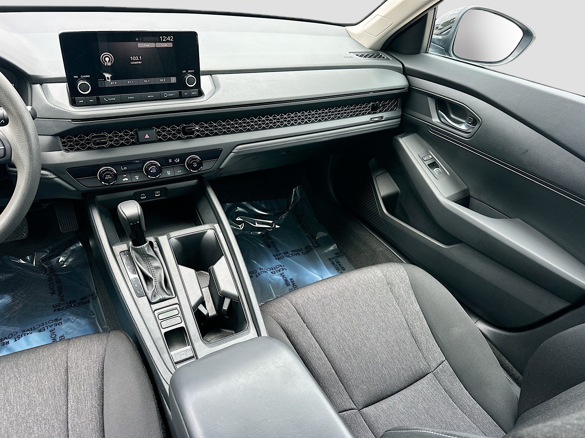 Used 2023 Honda Accord LX image 19