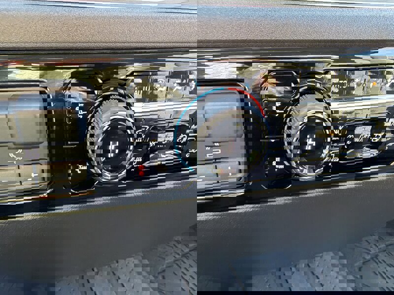 Used 2024 Chevrolet Silverado 2500 LT w/ Convenience Package image 33