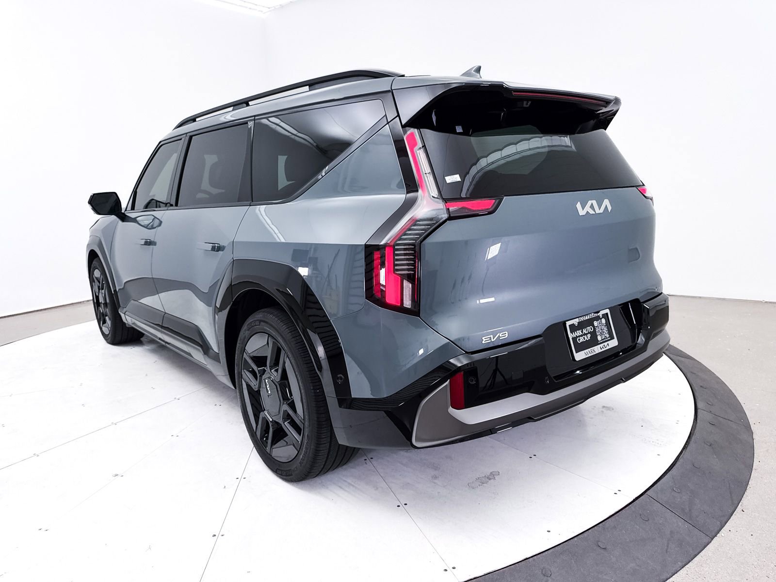 Used 2024 Kia EV9 GT-Line image 17