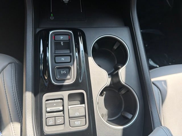 Used 2025 Honda Pilot Touring image 18