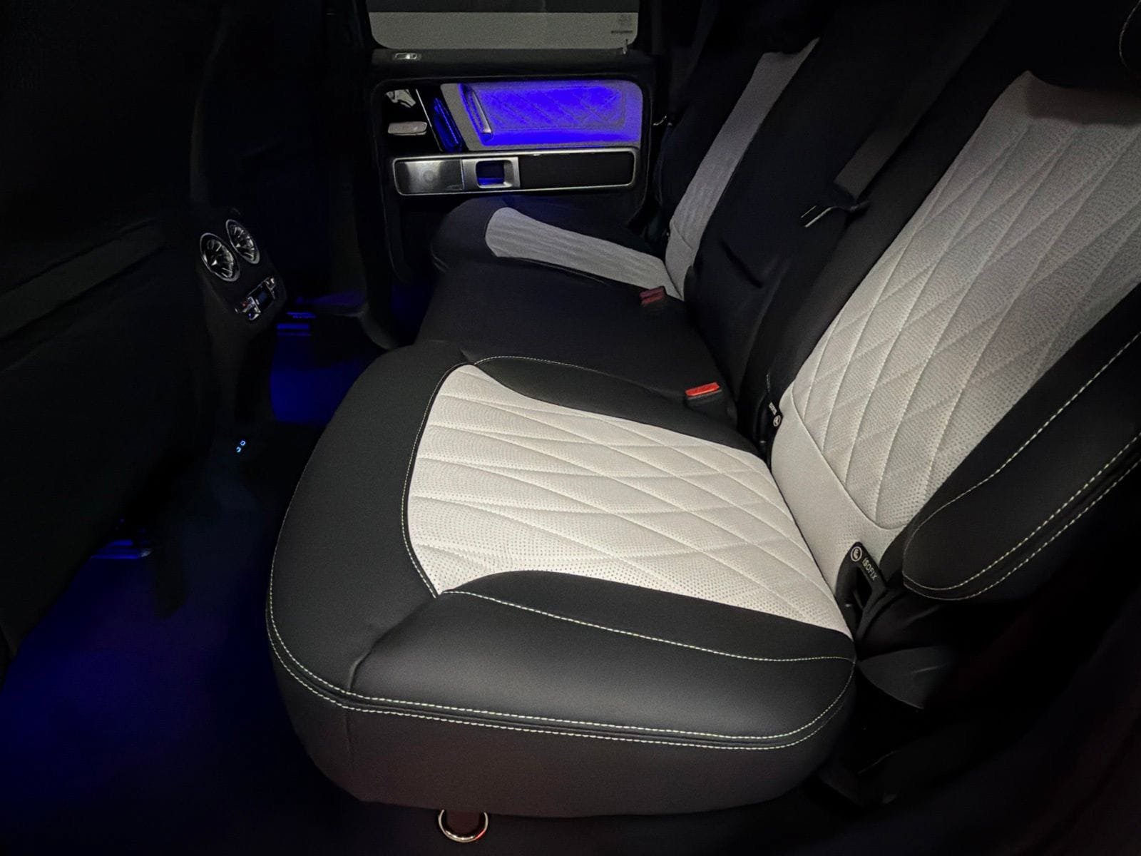 New 2027 Mercedes-Benz G 63 AMG 4MATIC image 27