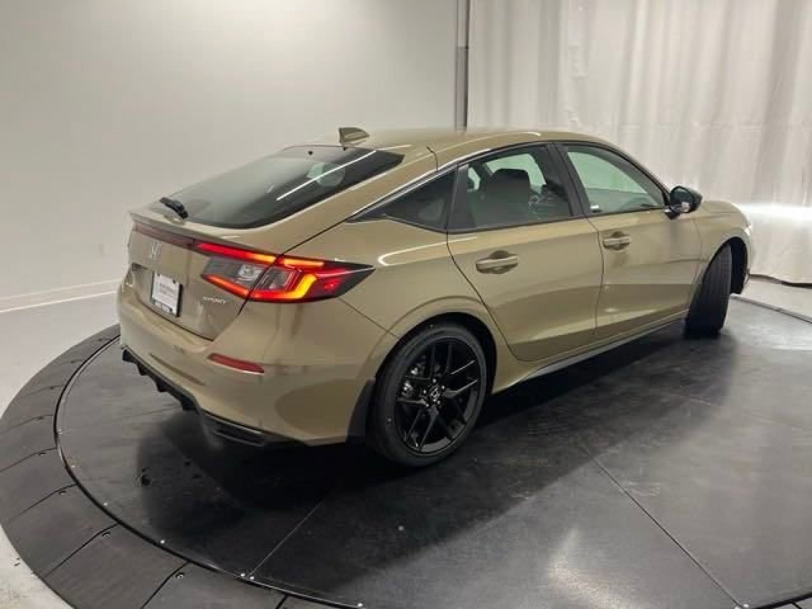 Used 2025 Honda Civic Sport image 27
