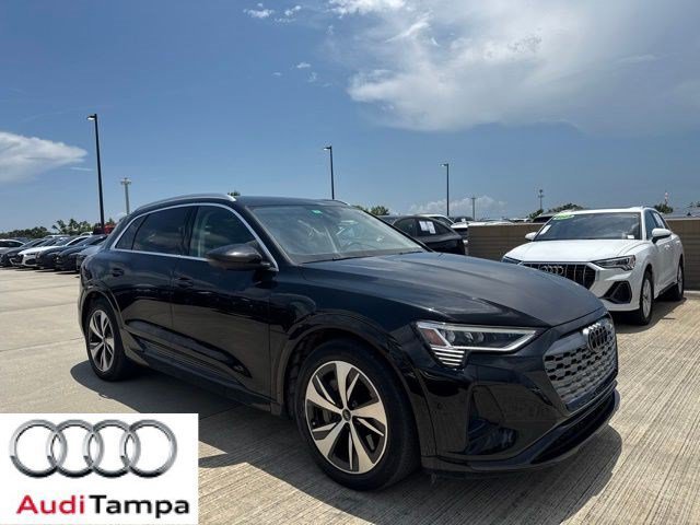 Used 2024 Audi Q8 e-tron Premium Plus w/ Premium Plus Package