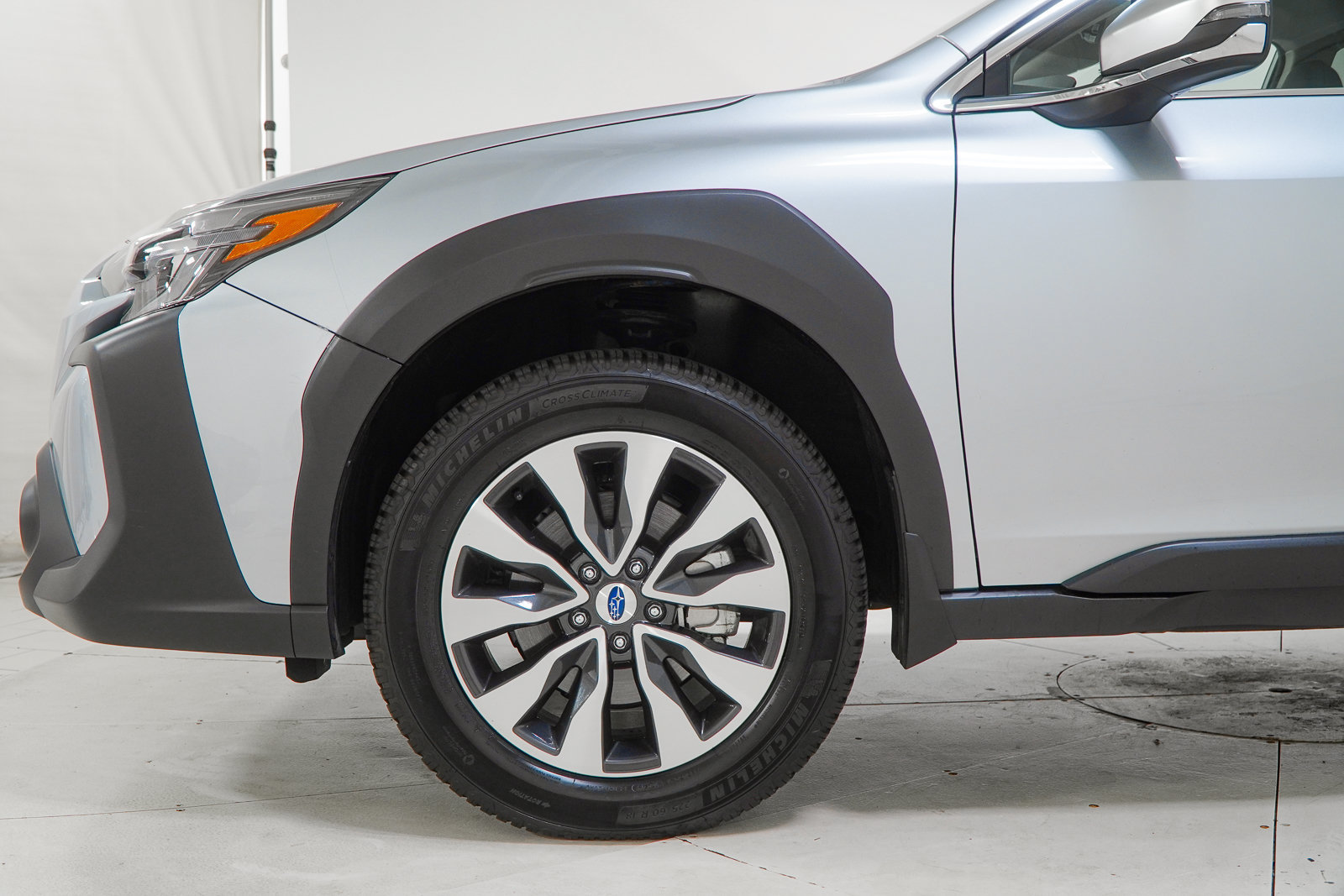 Used 2025 Subaru Outback Touring XT w/ Popular Package #2 AWD/4WD image 17