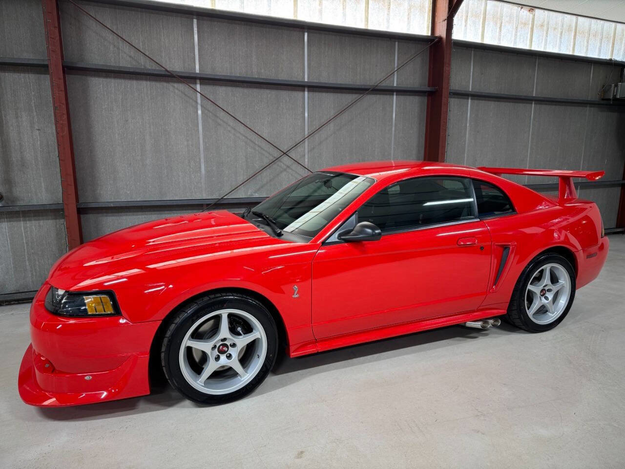 Used 2000 Ford Mustang Cobra RWD image 3
