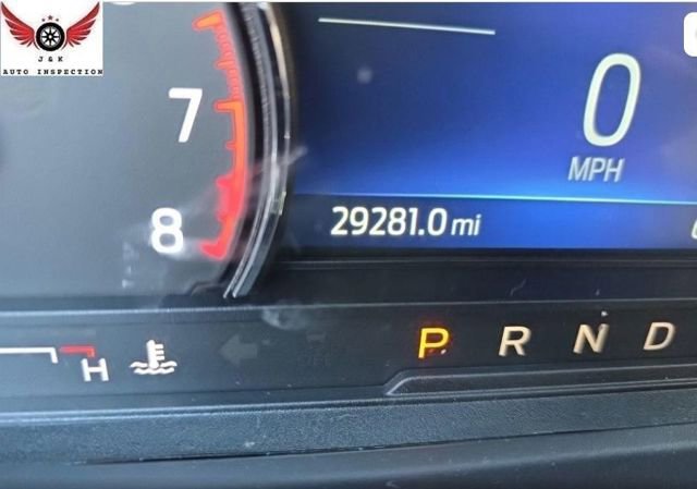 Used 2022 Ford Explorer XLT w/ Equipment Group 202A AWD/4WD image 11