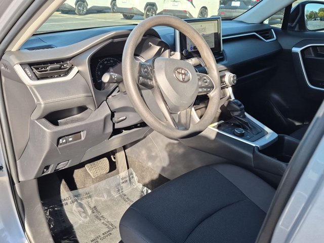 Certified 2024 Toyota RAV4 LE AWD/4WD image 4